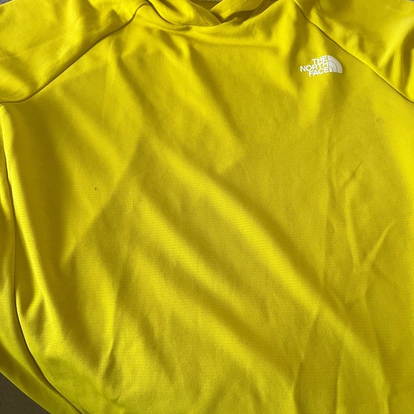 New North Face Running Hoodie yellow in color size medium. Beautiful & stylish! - Picture 5 of 5